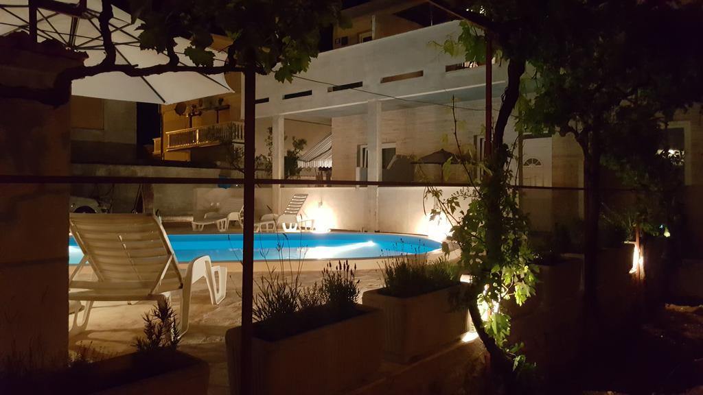 Vila Sentio Mare-Apartments Livaic Zeljko Пировац Экстерьер фото
